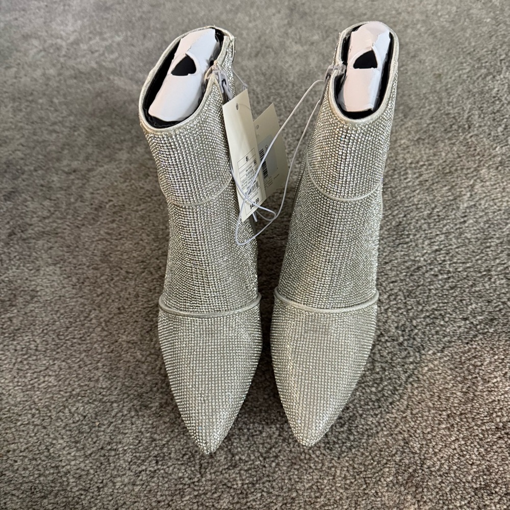 NWT a new day brand sparkling booties rhinestone silver